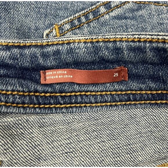 Anthropologie Pilcro The Signature High Rise Denim Shorts Roll Cuff Size 25 - Picture 6 of 8